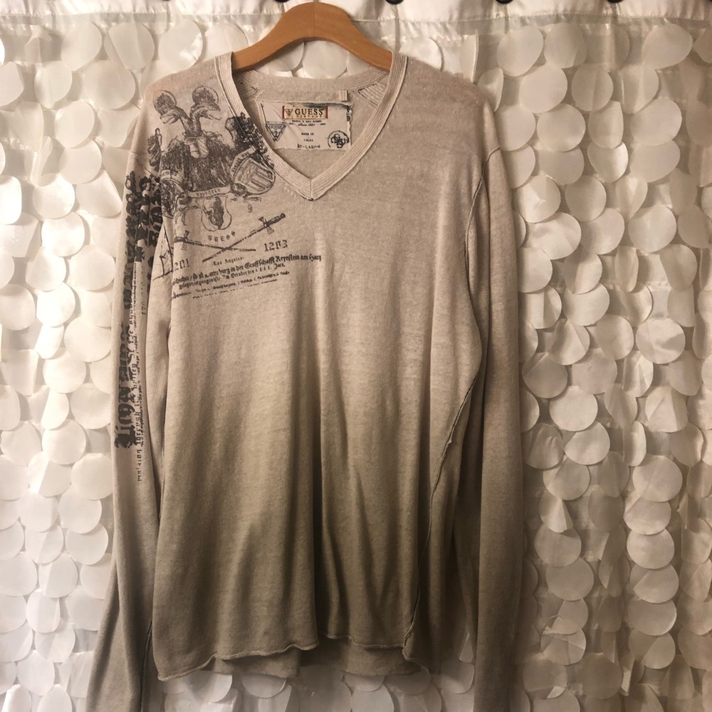 Long sleeve sweater with detail